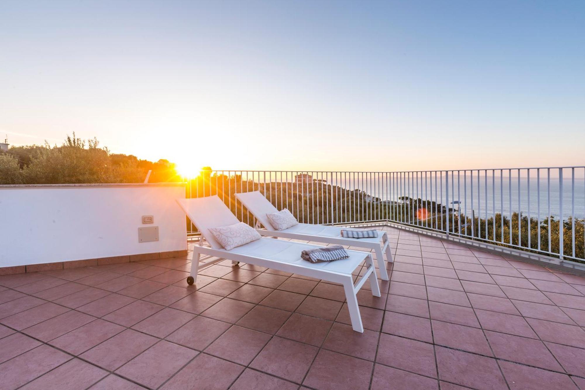 La Terrazza Sul Golfo Villa ซอร์เรนโต ภายนอก รูปภาพ