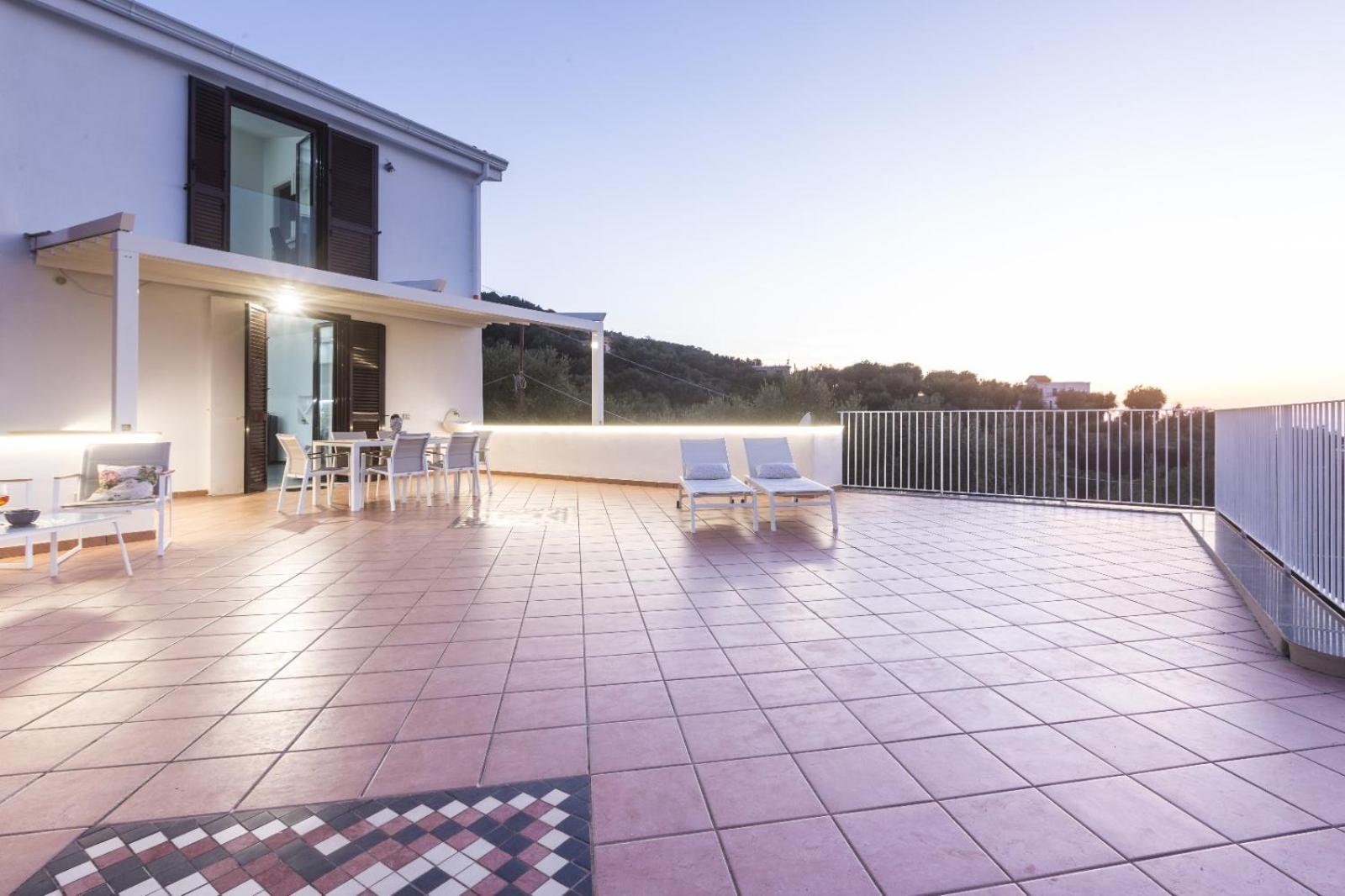 La Terrazza Sul Golfo Villa ซอร์เรนโต ภายนอก รูปภาพ